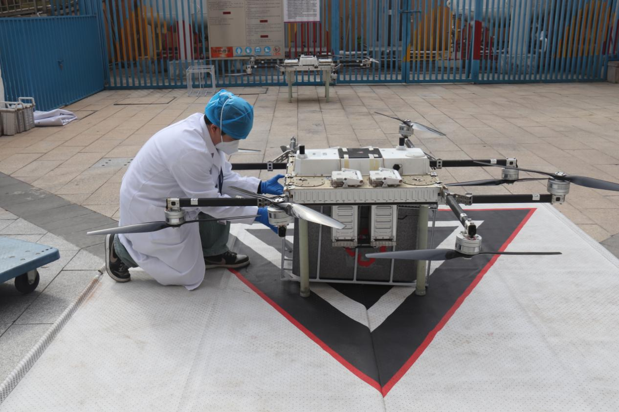 深圳醫院使用無人機科學防疫 運送核酸檢測樣本(圖2) 深圳醫院使用無人機科學防疫 運送核酸檢測樣本(圖2)